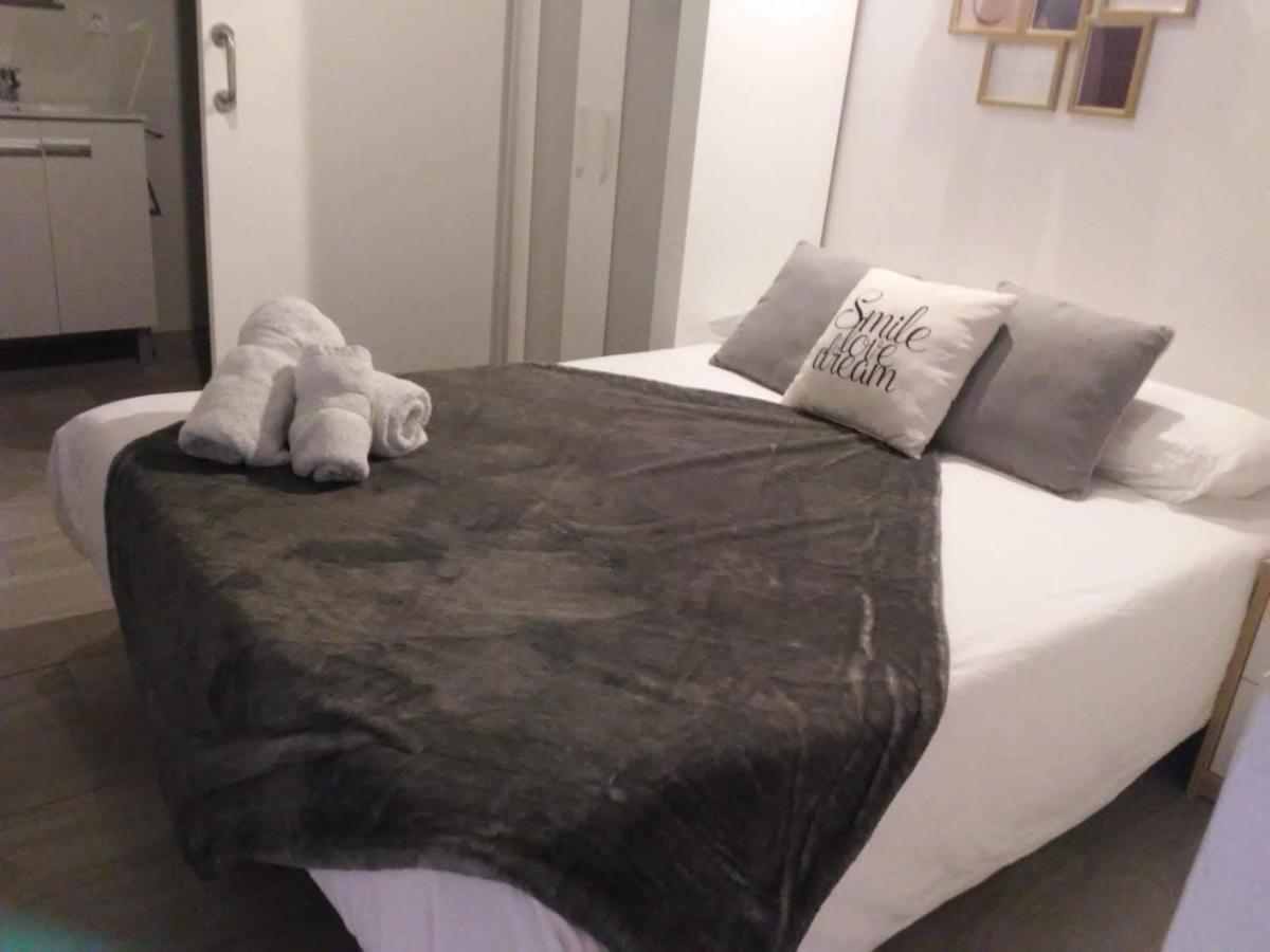 Cozy Rooms Walencja Zewnętrze zdjęcie